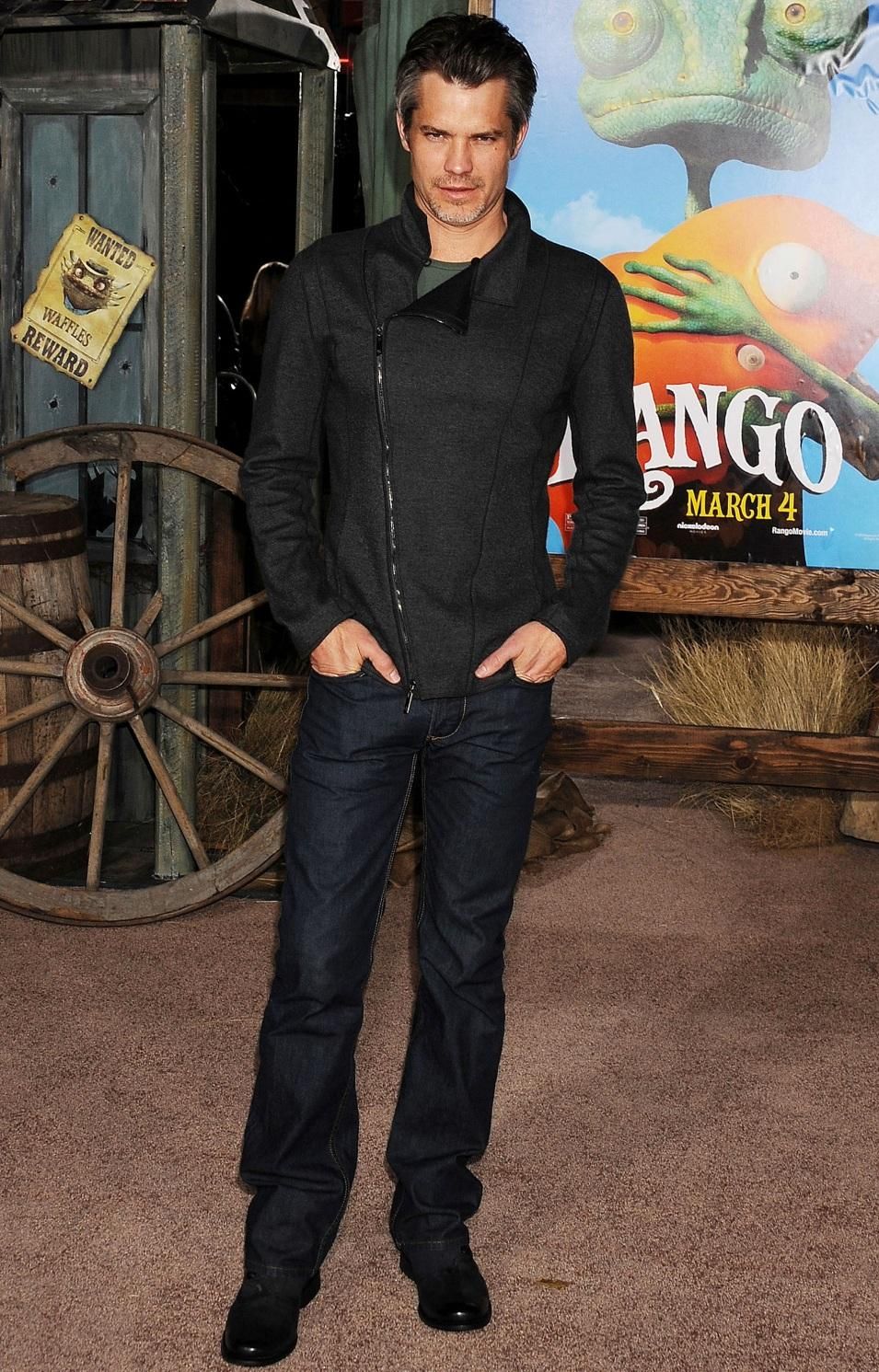 How Tall is Timothy Olyphant